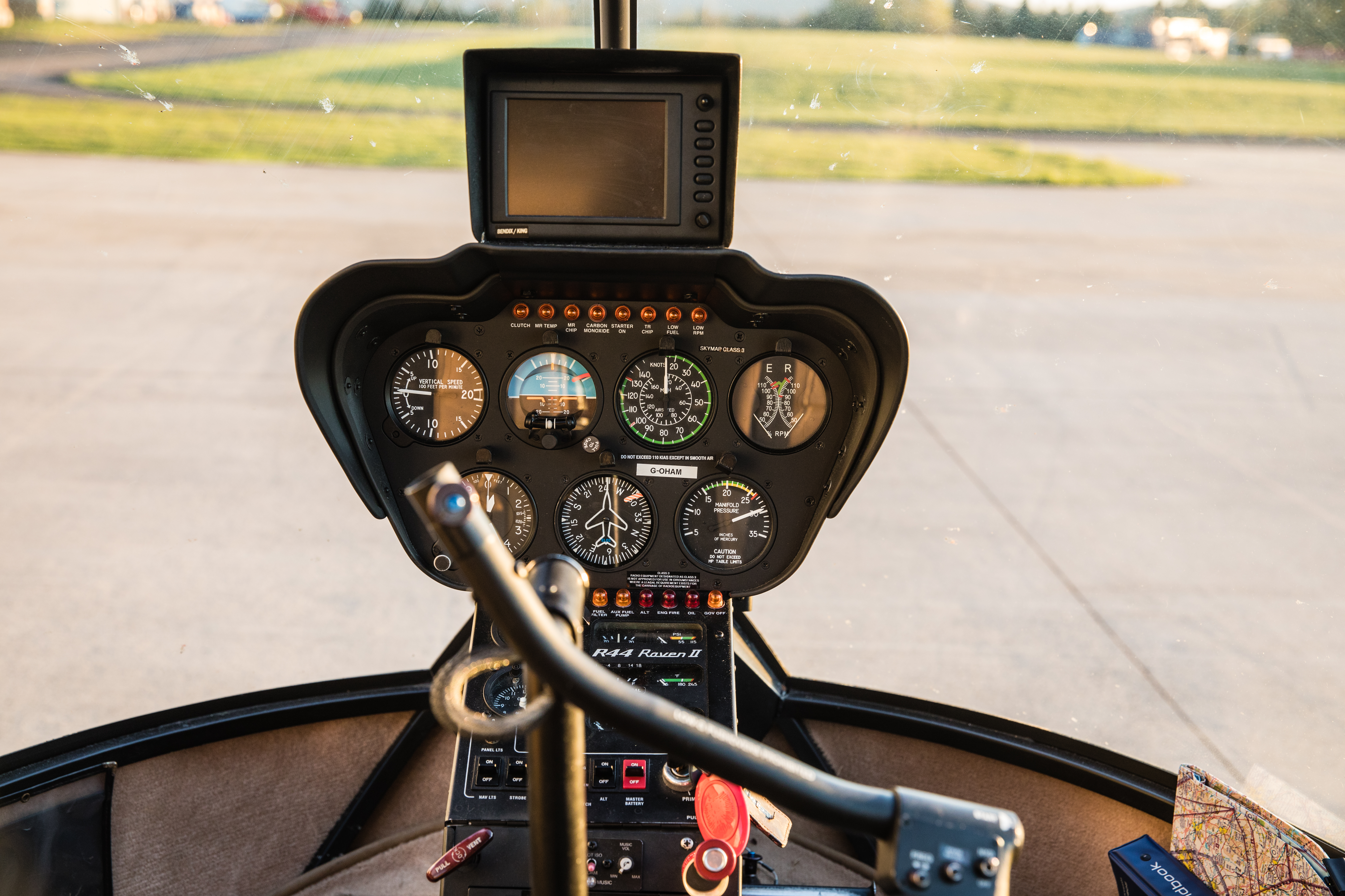 Introductory day in a Robinson R44
